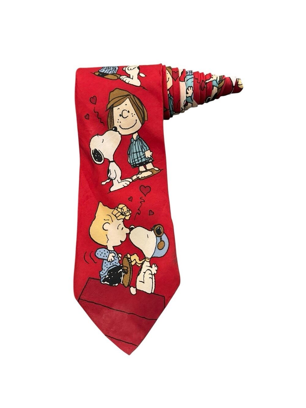 Peanuts Smak! Valentines Snoopy Kisses Lucy Cartoon Novelty Necktie 100% Silk